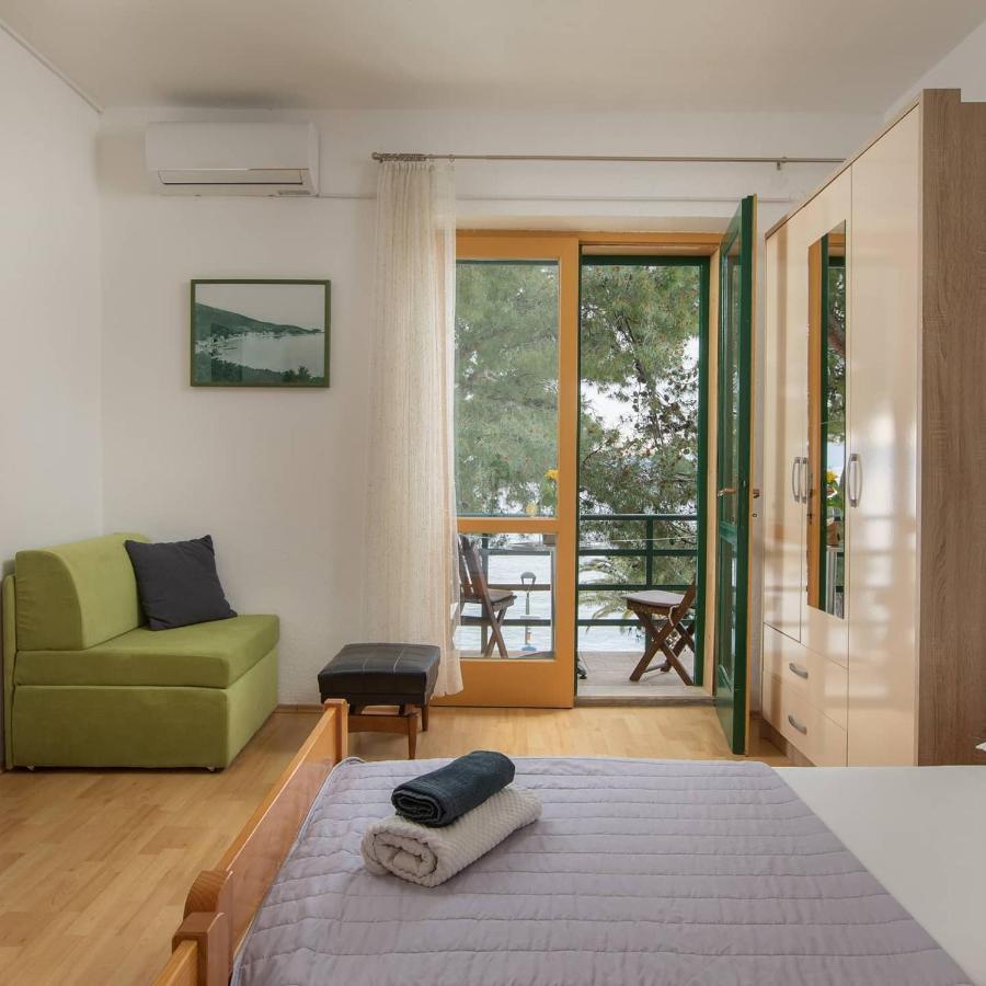 Pine And Sunshine Apartments Podgora Eksteriør bilde